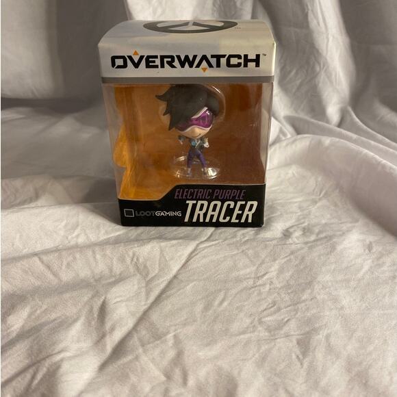 Overwatch Electric Purple Tracer Loot Gaming Exclusive Vinyl Figure Collectible - Picture 2 of 5
